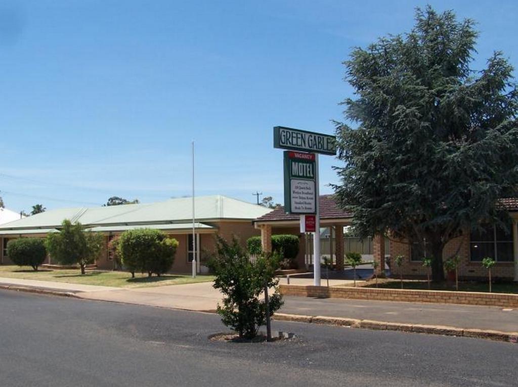 Green Gables Motel Dubbo Bagian luar foto
