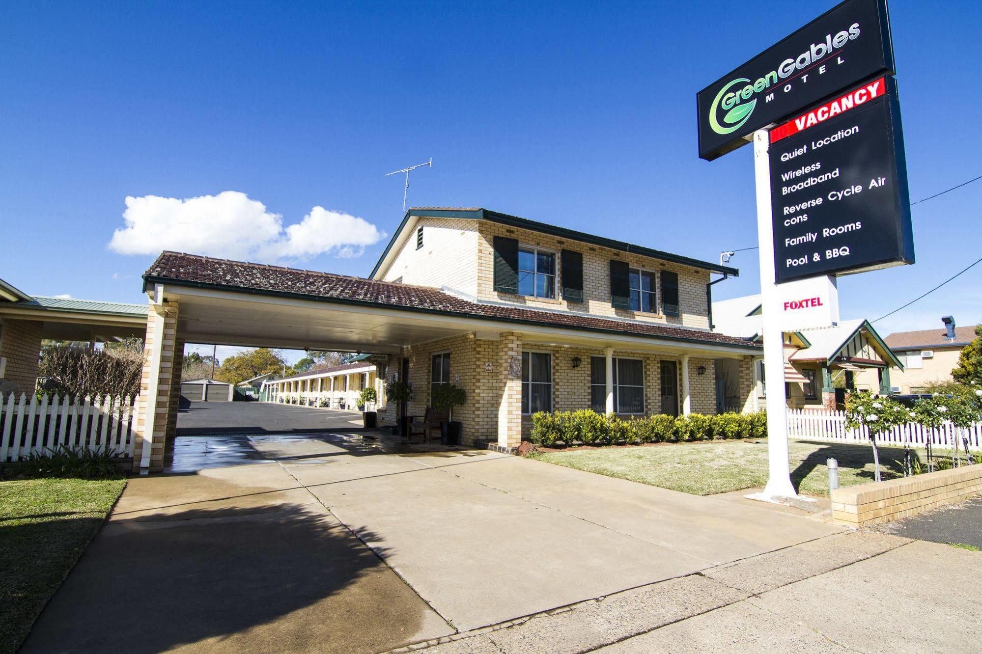Green Gables Motel Dubbo Bagian luar foto